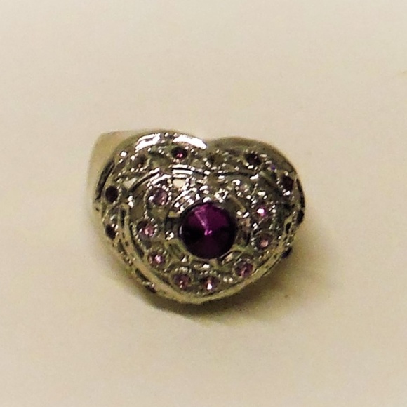 Purple Gemstones Heart Shaped Fashion Ring - Picture 2 of 2
